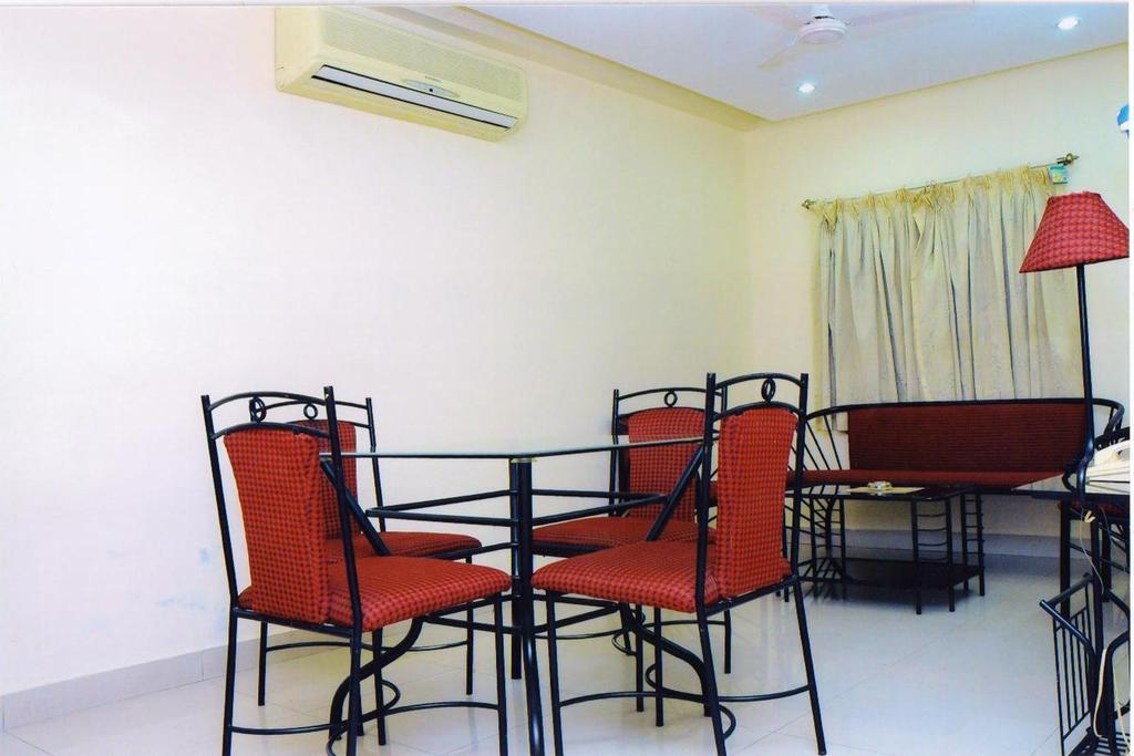Hotel Padmini Residency Hyderabad Esterno foto