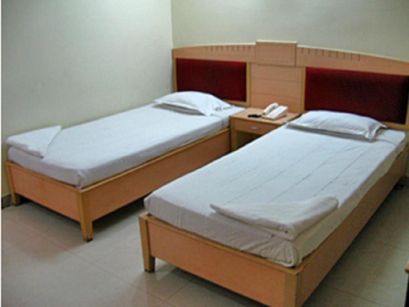 Hotel Padmini Residency Hyderabad Esterno foto