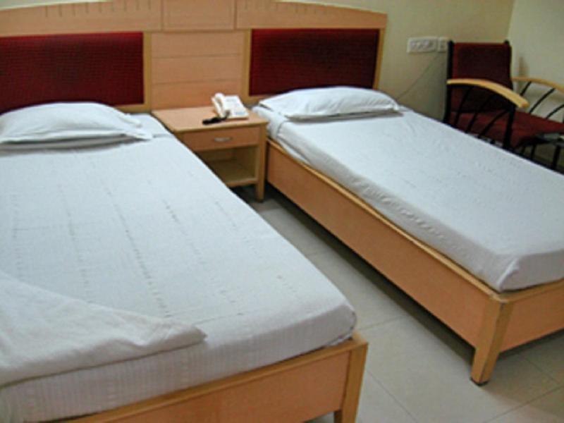 Hotel Padmini Residency Hyderabad Esterno foto